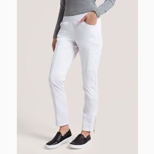 NWOT Jaanuu Moto Scrub Pant ❤️ White Small TALL